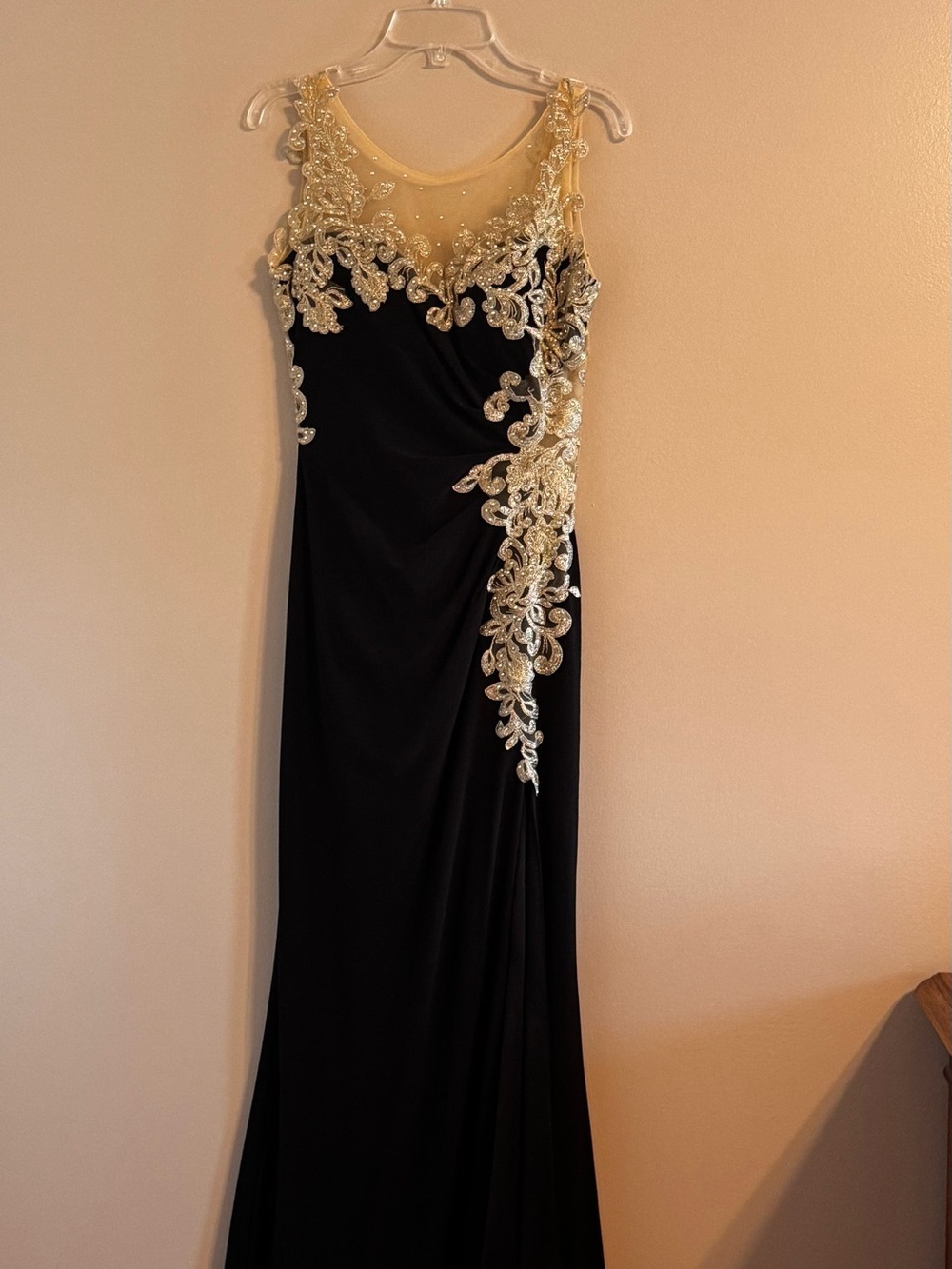 betsy and adam black and gold dress & | Dresses | Betsy Adam Maxi Gown With Lace Appliqu Illusion Bodice bfcmexclude24 What to Wear Where: Size:9.5 USA (42 EU) flattering waist ruching